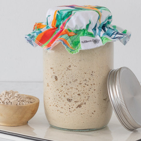 How to Make a Sourdough Starter in 5 Easy Steps