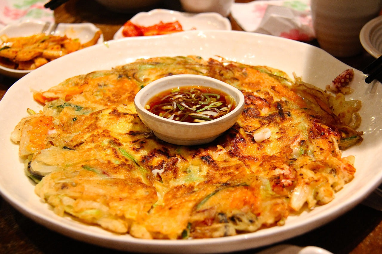 Korean kimchi pancake recipe (kimchi jeon 김치전) – Symbiota