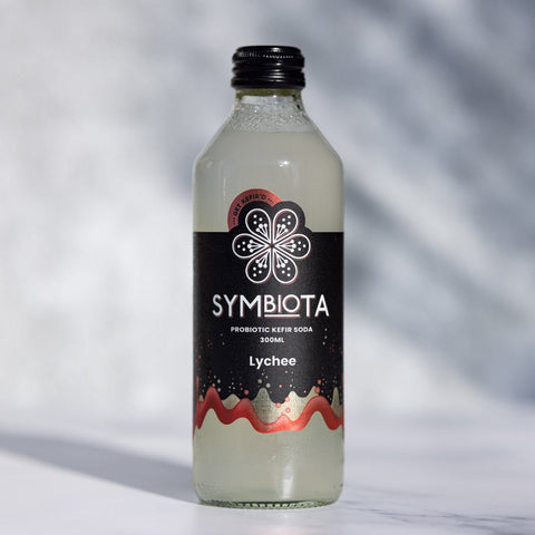 Probiotic, naturally fermented water kefir