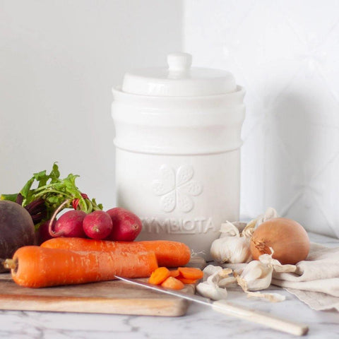 Fermentation pot for kimchi and sauerkraut